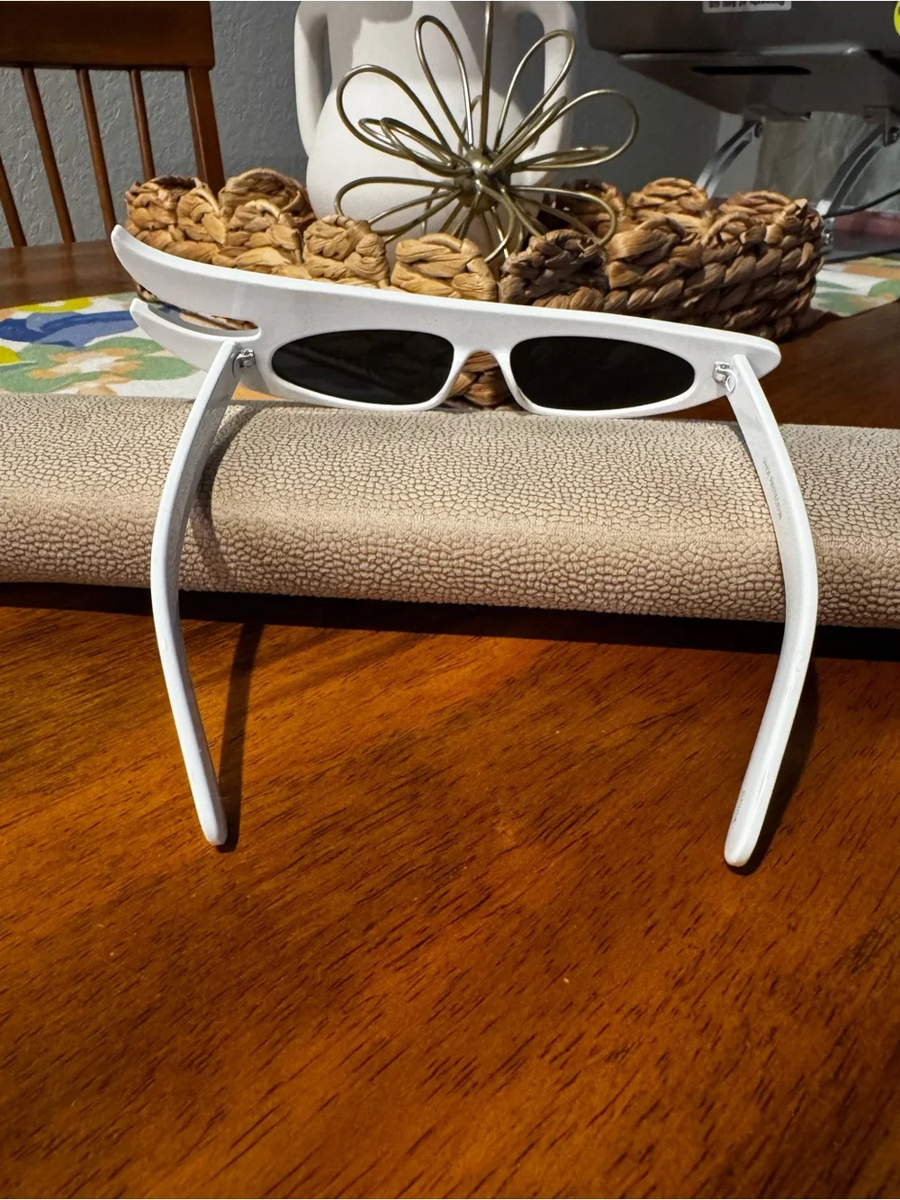 NWTs Fun Retro 80’s 90’s Halloween Party Sunglasses